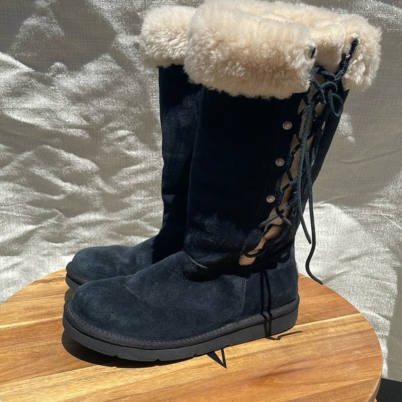 UGG Women’s Upside Tall Boots Black Size 8 - Picture 1 of 9